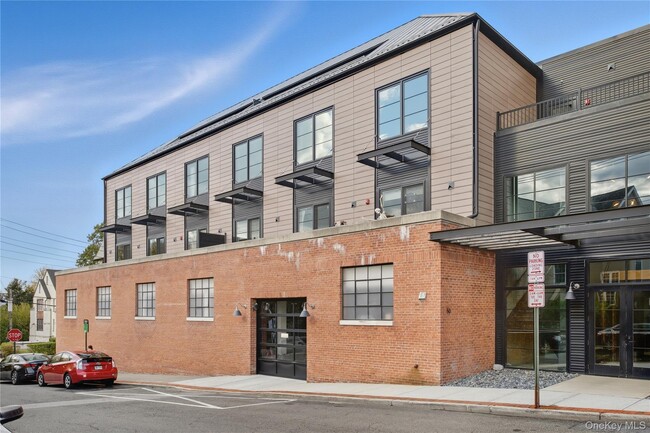 Photo - 50 Chestnut St Unit 8