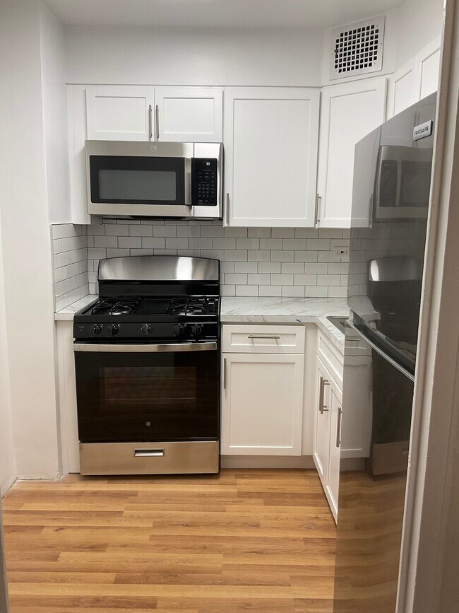 Photo - 3215 Avenue H Unit 1F