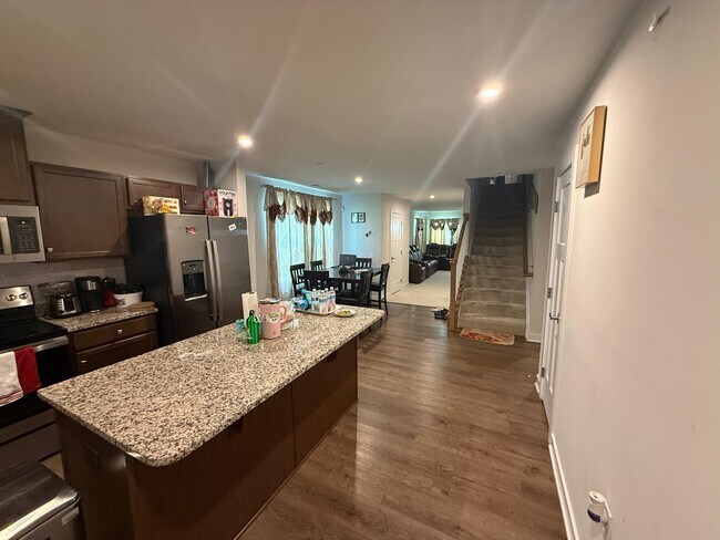 Photo - 5509 Addison Gate Dr