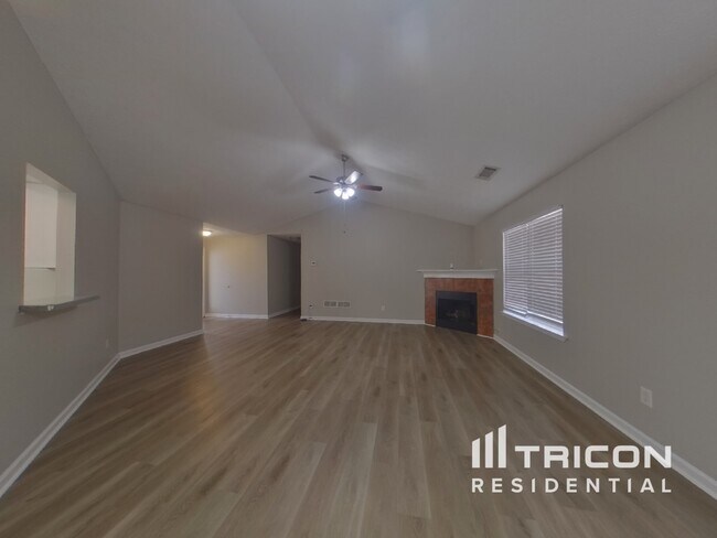 Photo - 104 Kimbell Farm Dr