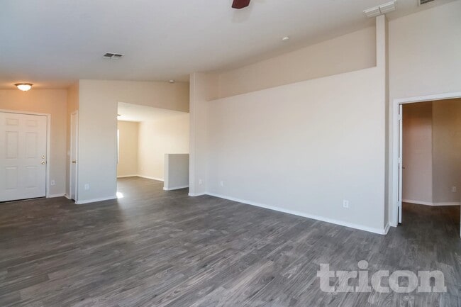 Photo - 1602 S 65th Glen