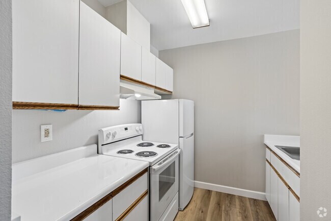 Studio - 462SF