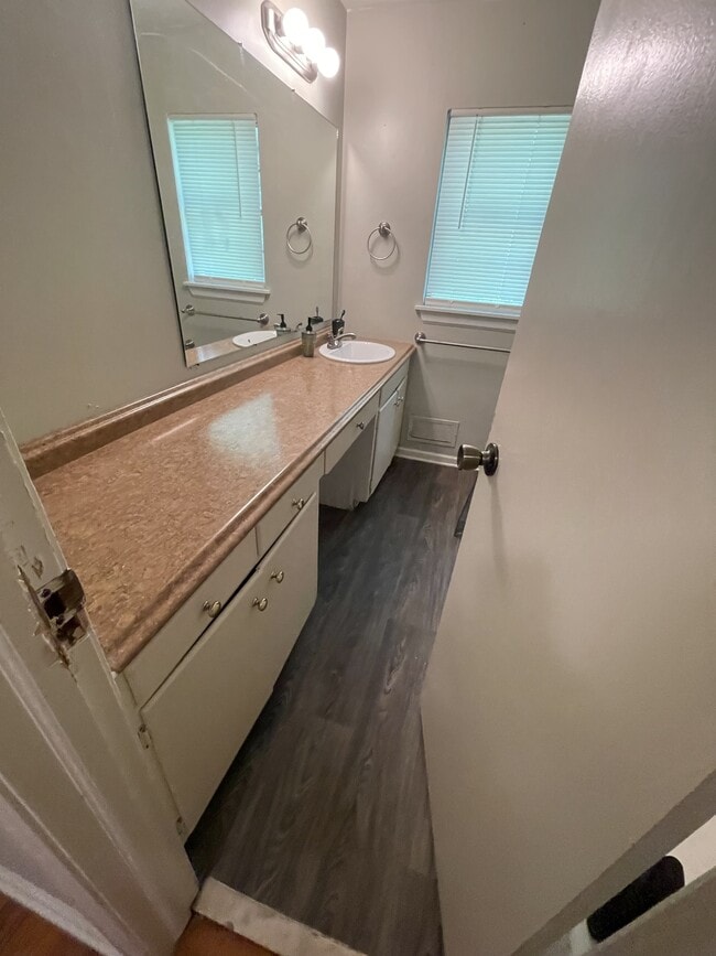 Photo - 7344 Wayne Ave