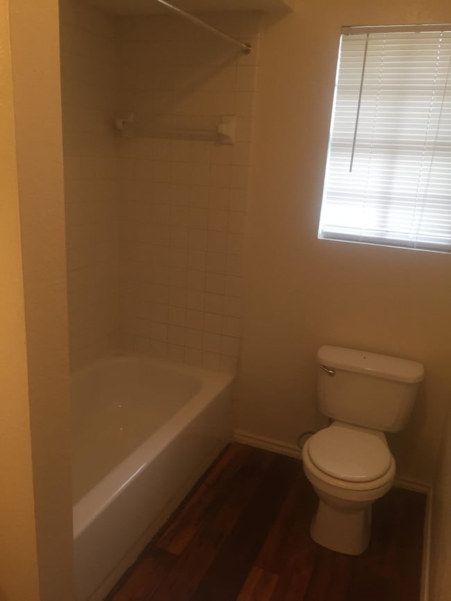 The Colony Apartments Waco, TX