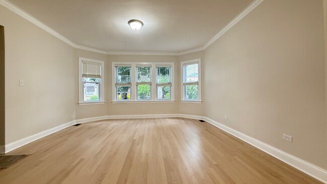 Photo - 5821 W Gunnison St
