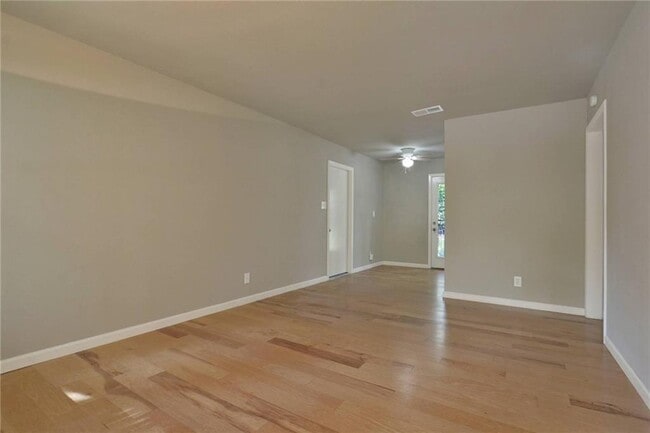 Photo - 1408 Broadmoor Dr