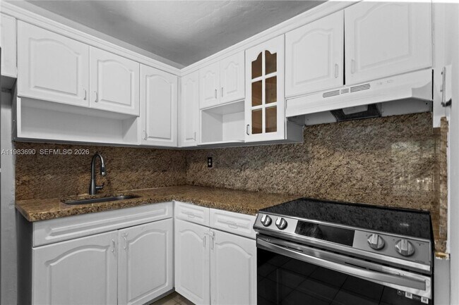 Photo - 13655 NE 10th Ave Unit 304