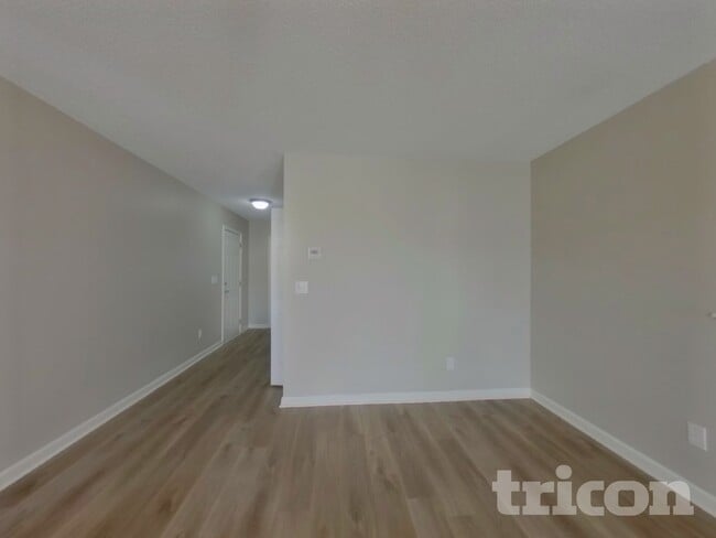 Photo - 145 Hunters Mill Dr