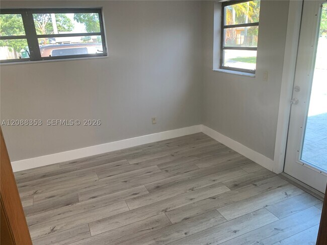 Photo - 9730 Marlin Rd