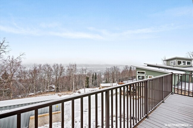 Photo - Eagle River Valley Escape