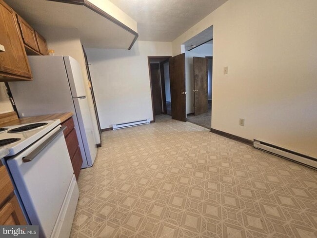 Photo - 7991 Williamsport Pike Unit 2