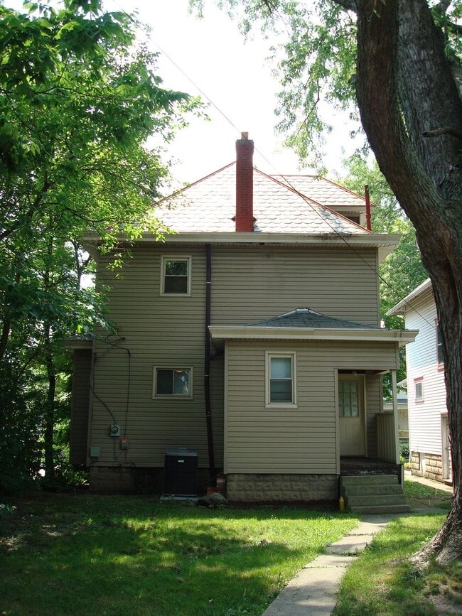 Photo - 2326 Indianola Ave Apartamento Unidad 2326 #B