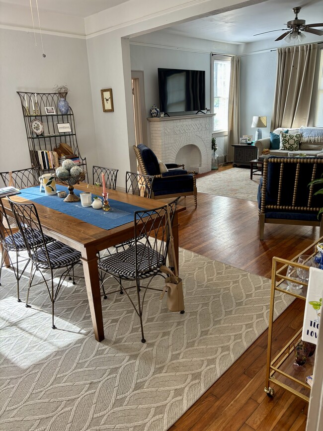 Living room and dining room. Hardwood floors - 1302 E Victory Dr Unit #2