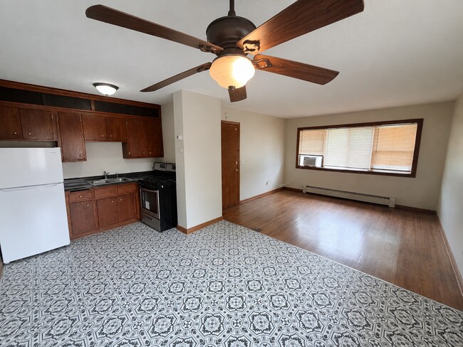 606 NE 20th Ave