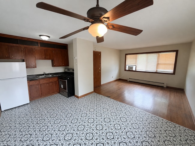 Photo - 606 NE 20th Ave