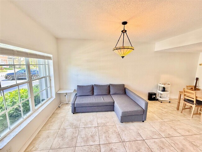 Photo - 70 Whitehead Cir