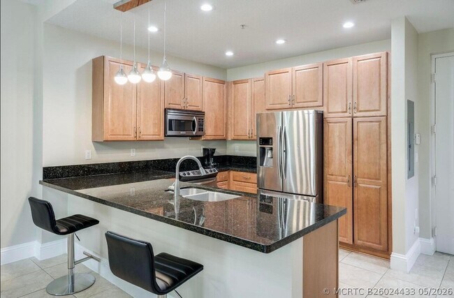 3120 N Latitude Cir