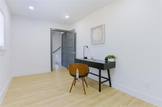 Photo - 2805 Weisenberger St