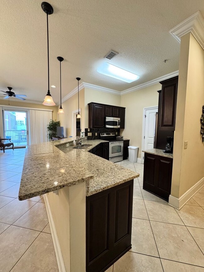 Photo - Unbeatable View at Legends of Magnolia Available Now! Unidad 415