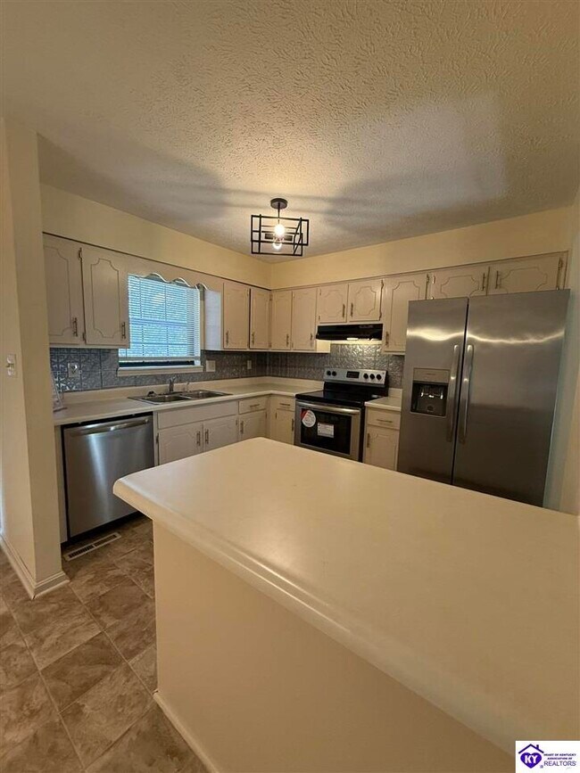 Photo - 105 Candy Ct