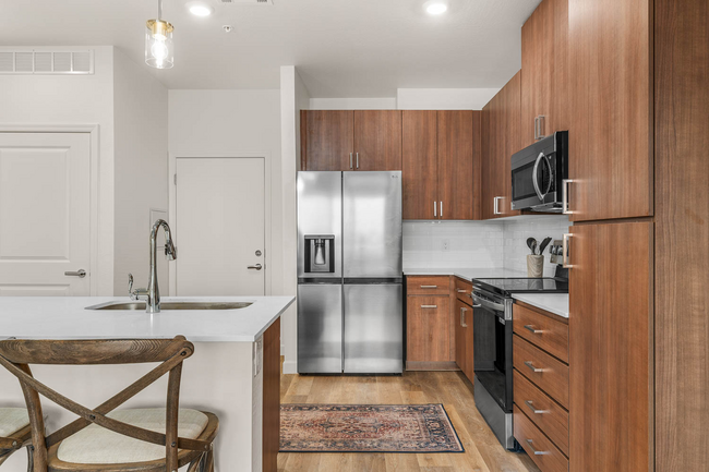 Building Photo - Woodcrest at Power Ranch Rental