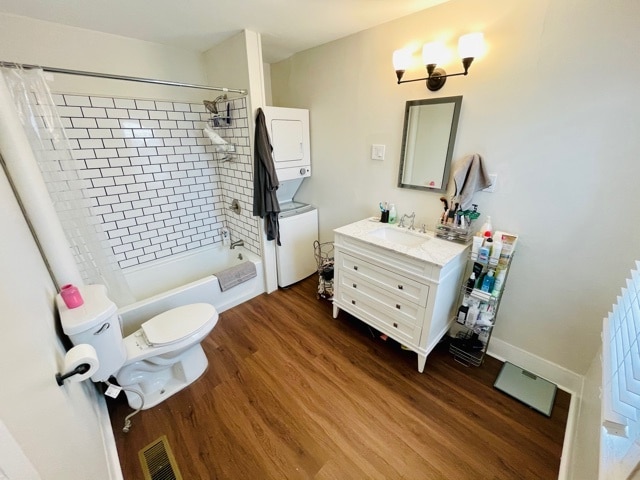 Building Photo - 72 - .5 Hickory St Unit 72.5