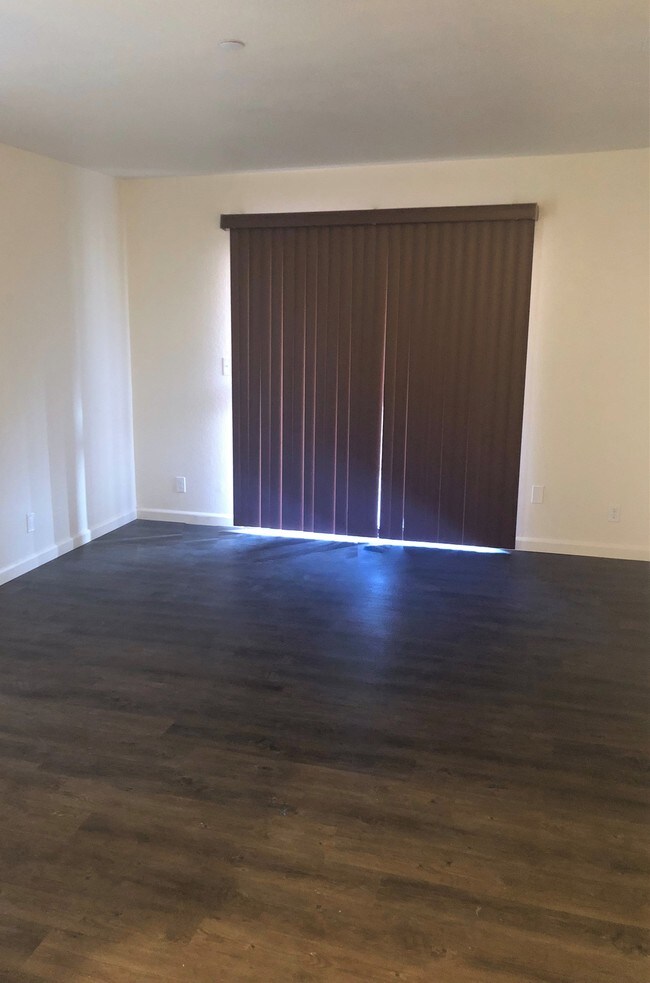 Photo - Pinewood Place