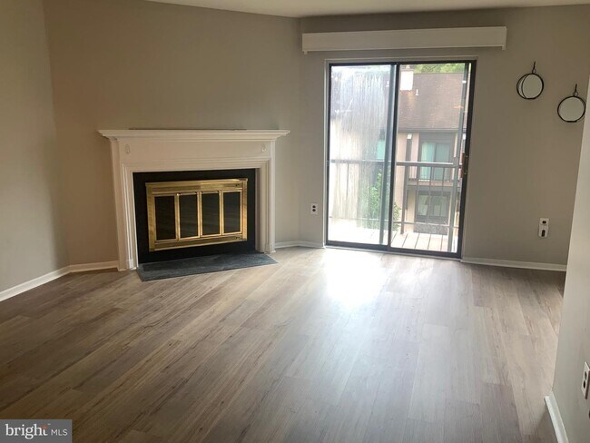 Photo - 1608 Painters Crossing Unit 1608