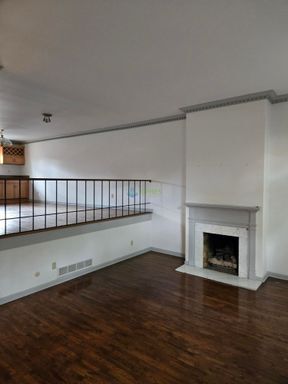 Photo - Upscale beautiful and spacious 3-bedroom, 2.5-bathroom apartment Oakland/Shadyside area