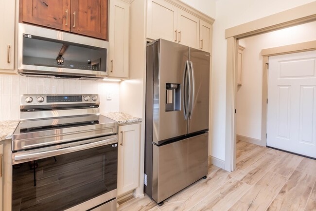 Photo - 261 Gay St Unidad B