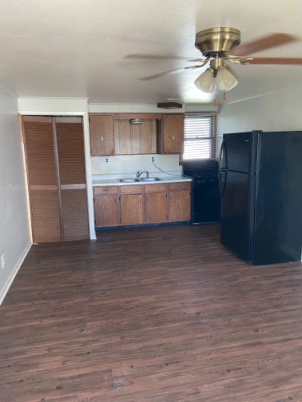 Photo - 1044 Walnut St