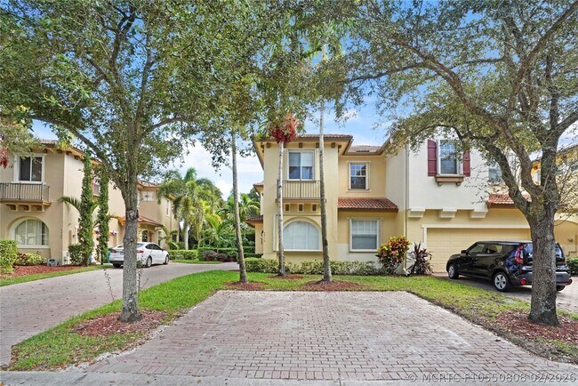 5715 NW 119th Terrace