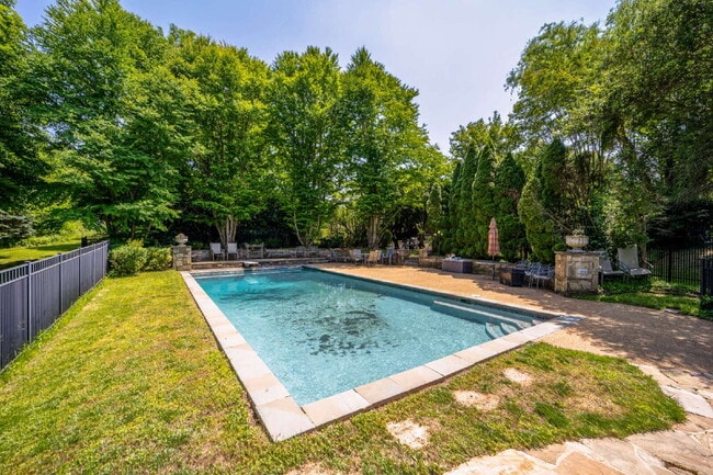 Beautiful home with pool | 6,000+ square feet