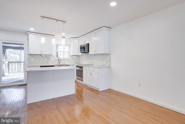 Photo - 5809 Waterdale Ct