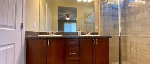 Photo - 887 Lemieux Ln