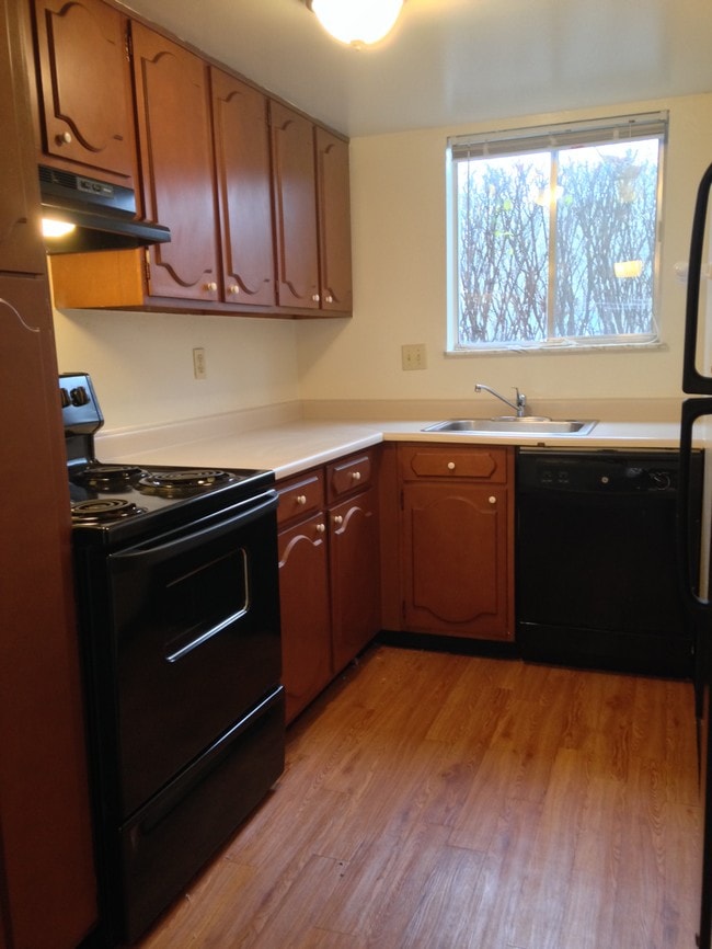2 Bedroom Town Home