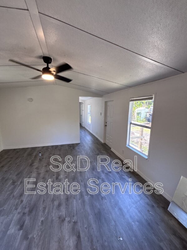 Photo - 1514 Alice Ave