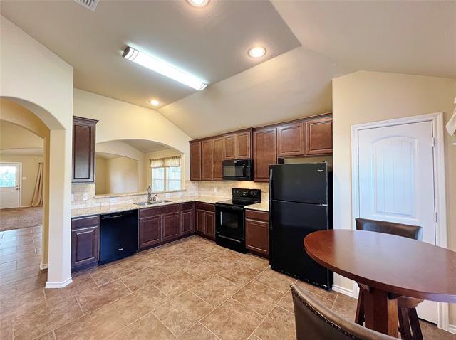 Photo - 1442 Sundance Rd