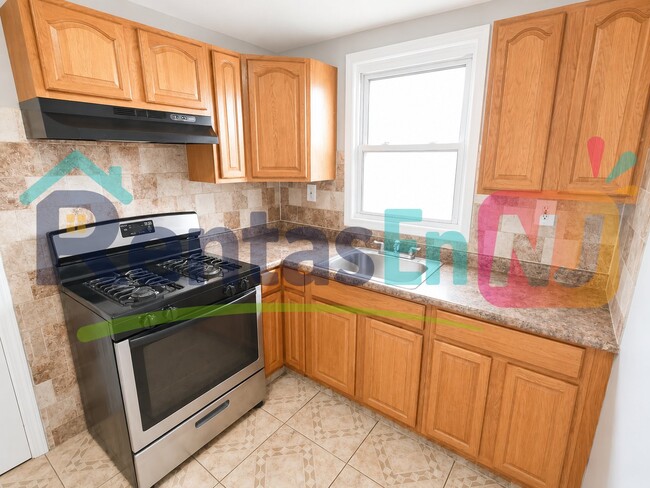 Photo - 96 Lindsley Ave Unit 3
