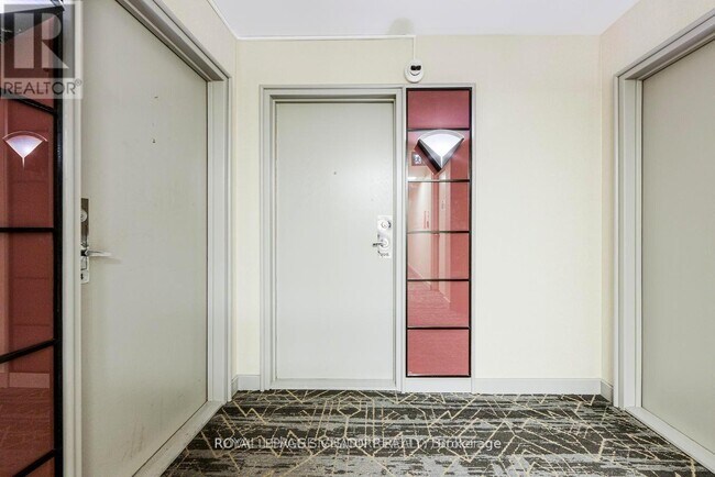 Photo - 88 Corporate Dr Unit 1119