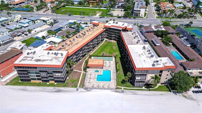 17580 Gulf Blvd Unit 417