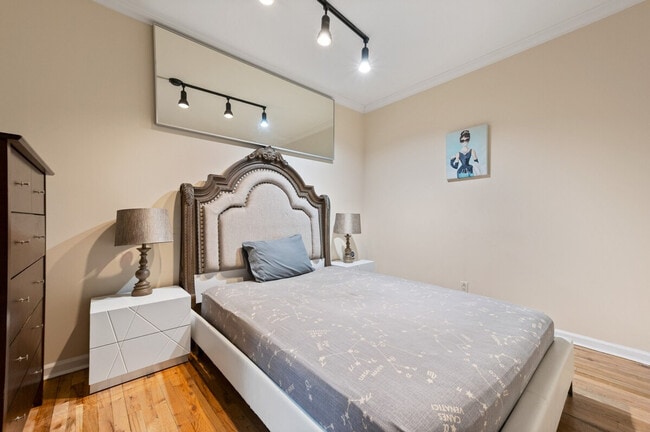 Photo - 221 E 50th St Unit ID1323997P