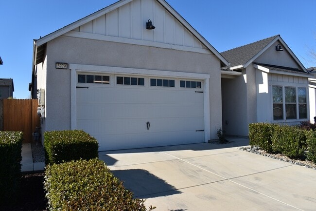 Photo - 3779 Bonifacio Way