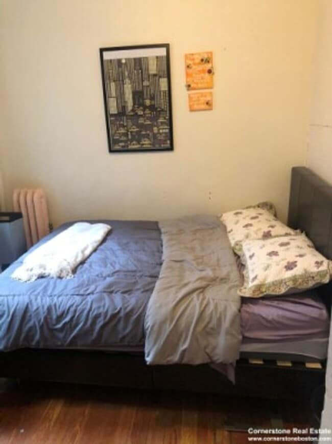 Photo - FENWAY (NEU) 3 BR Apt - 9/1 - NO BROKER FEE