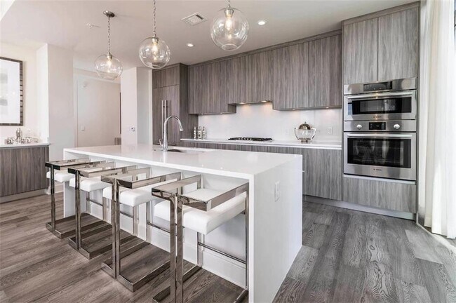 Photo - 2965 Peachtree Rd Unit 1001