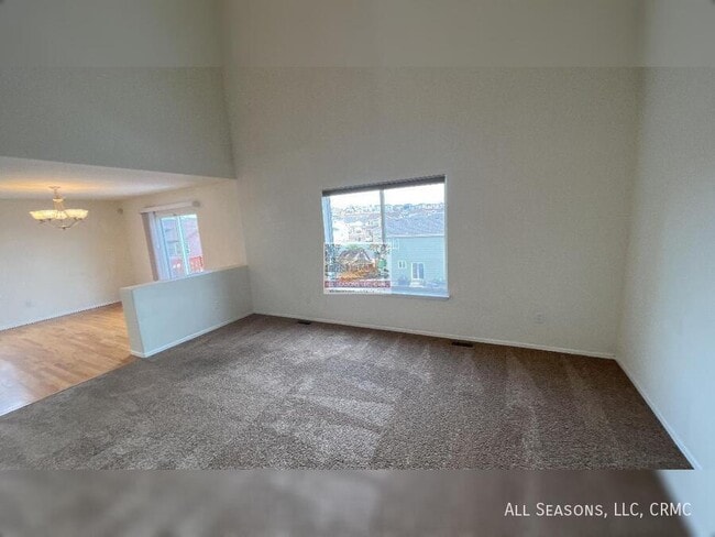 Photo - 8319 Meadowcrest Dr