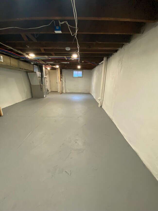 Photo - 1237 Edgehill Rd