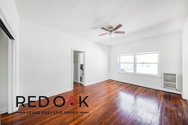 ~1 Month FREE~ Fantastic Studio with Large... - ~1 Month FREE~ Fantastic Studio with Large... Condo Unit 603