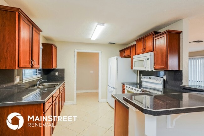 Photo - 418 NE 15th Ave