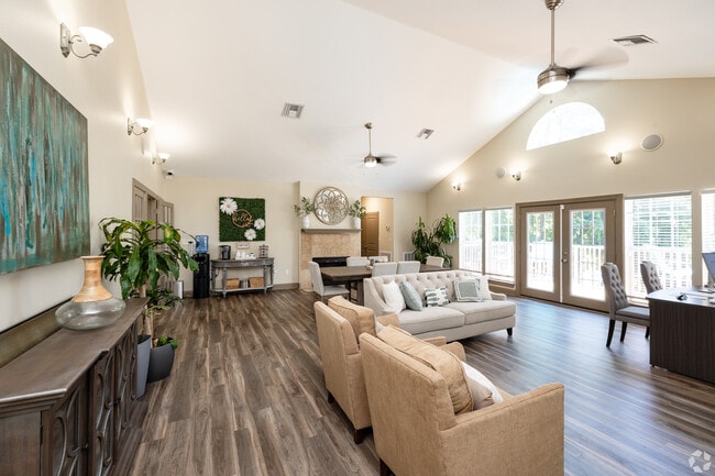 Riverwood Apartments